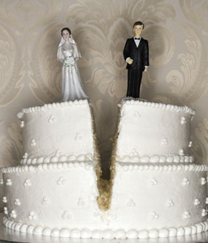 divorce-cake-split-up