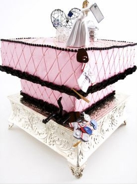 divorce-cake-throwing