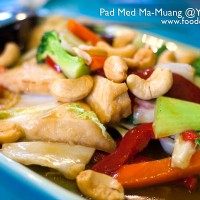 Pad-Med-Ma-Muang