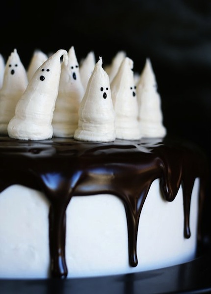 Boo-tiful Halloween Cake From I Am Baker Boo-tiful Halloween Cake From I Am Baker