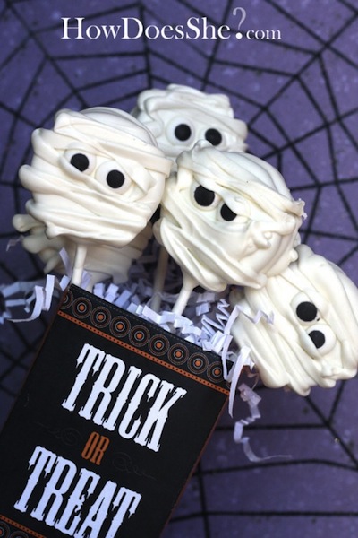 Halloween Cookie Suckers From How Does She Halloween Cookie Suckers From How Does She