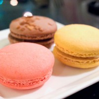 macaron_canele