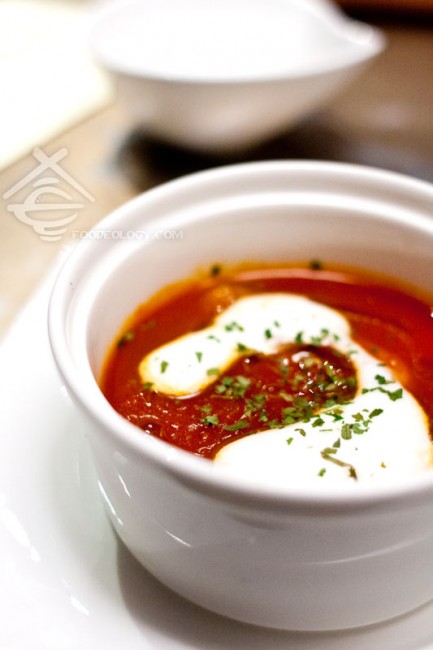 Seafood-Smoked-Vine-Tomato-Soup_The-Tastings-Room