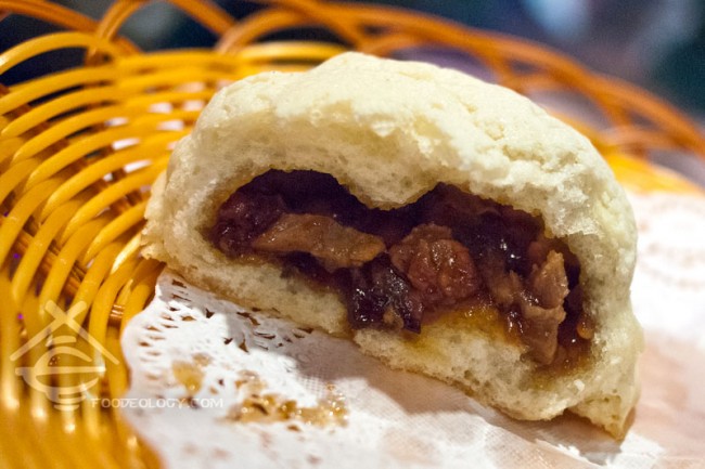Baked-BBQ-Honey-Pork-Bun_Canton-Paradise