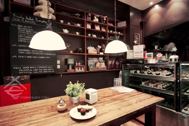 Little-Cupcakes_Degraves-St-Melbourne