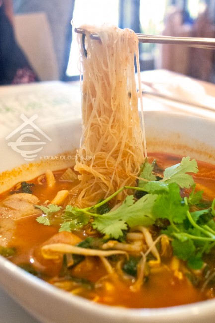 Tom Yam-Brown-Rice-Vermicelli_Veggie-Planet