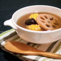 Vegetarian-Lotus-Corn-Soup