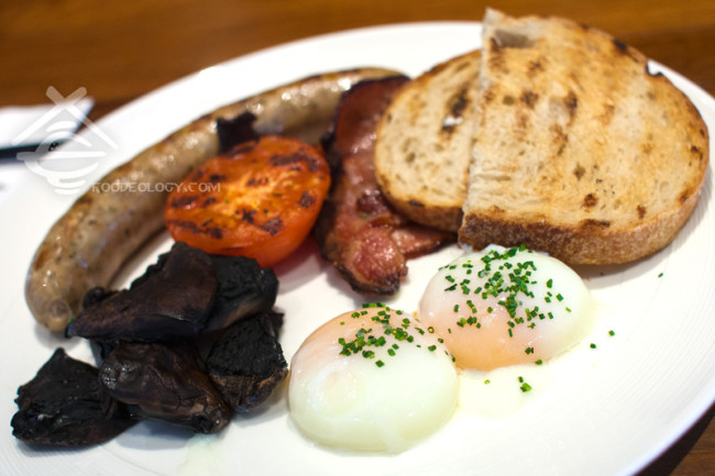 Grilled-Breakfast-with-any-style-eggs_Halia-Raffles