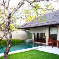 Single-Pavilion-Pool-and-Villa_The-Bale