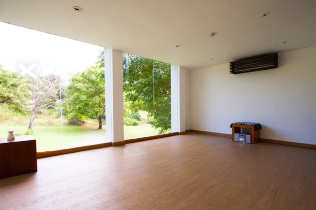 Yoga-Room_The-Bale