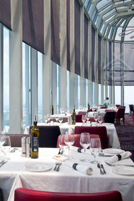 Salt-Grill-and-Sky-Bar_Singapore